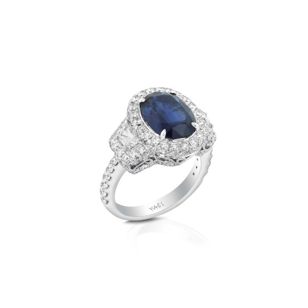 Blue Sapphire & Diamond Cocktail Ring - Image 3