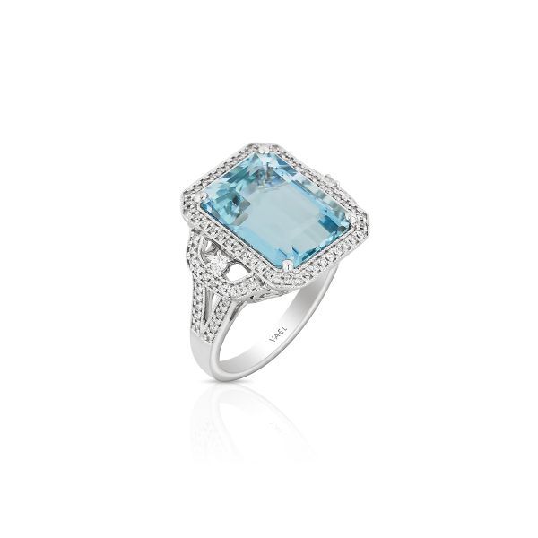 Emerald-Cut Aquamarine and Diamond Ring - Image 2