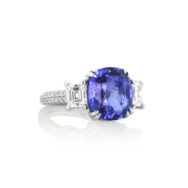 Royal Blue Sapphire & Emerald Diamond Ring - Image 2