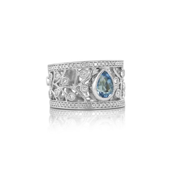 Aquamarine & Diamond Vintage Band - Image 3