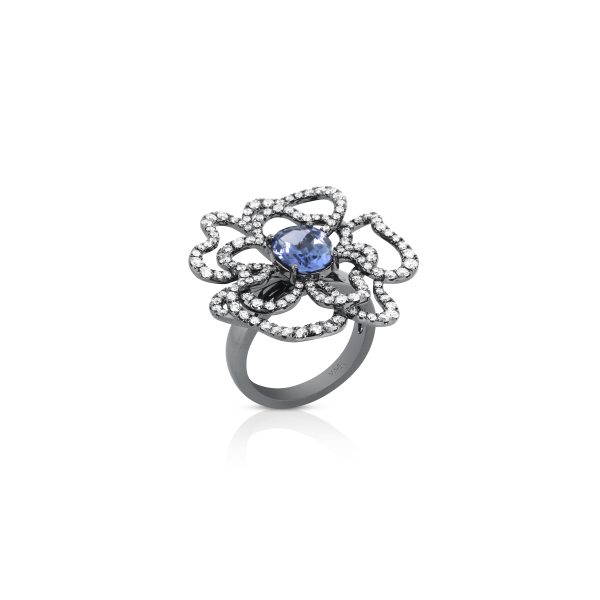Black Gold Blue Sapphire Flower Ring - Image 3