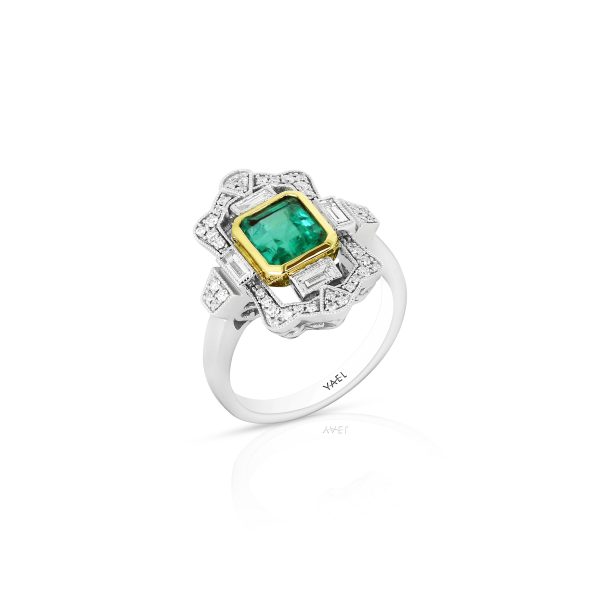 Emerald and Diamond Ring - Image 3