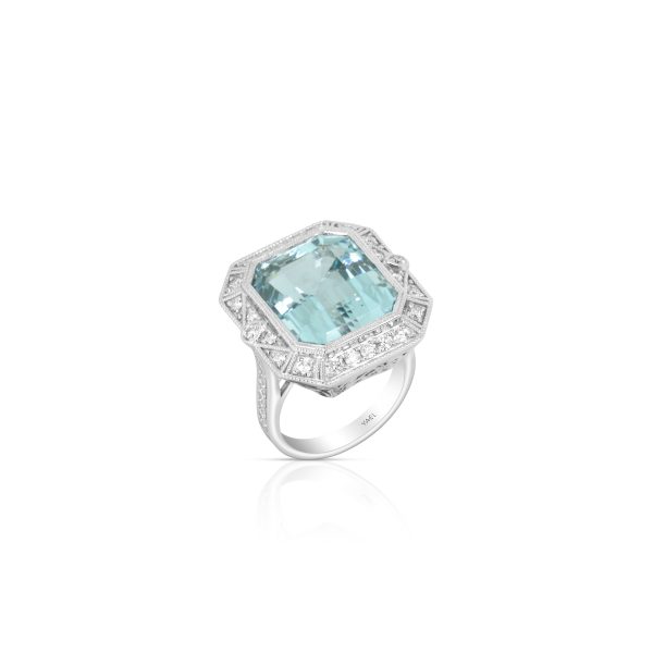 Emerald-Cut Aquamarine and Diamond Ring - Image 3