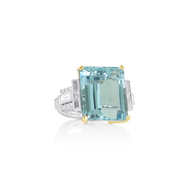 Emerald-Cut Aquamarine and Diamond Ring - Image 2