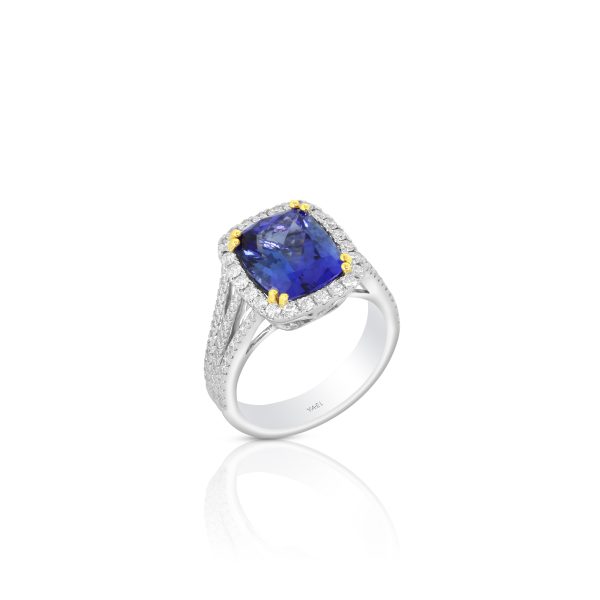 Cushion Tanzanite & Diamond Ring - Image 3