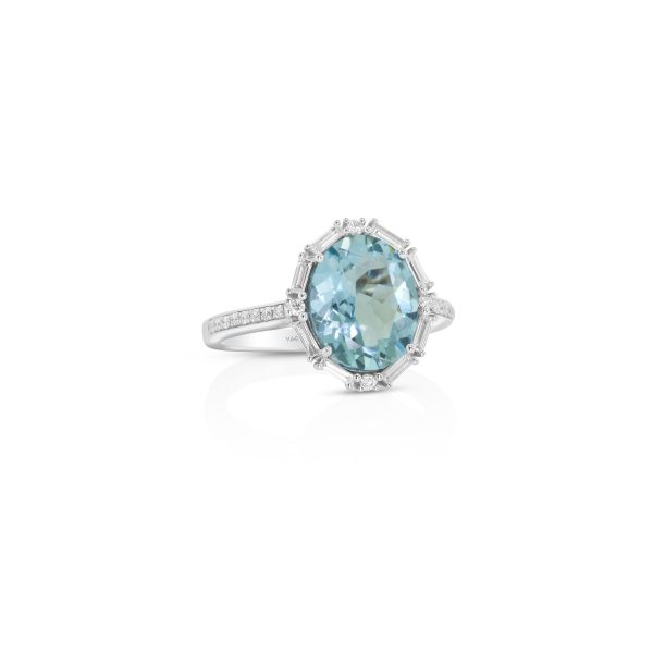 Oval Aquamarine and Diamond Ring - Image 2