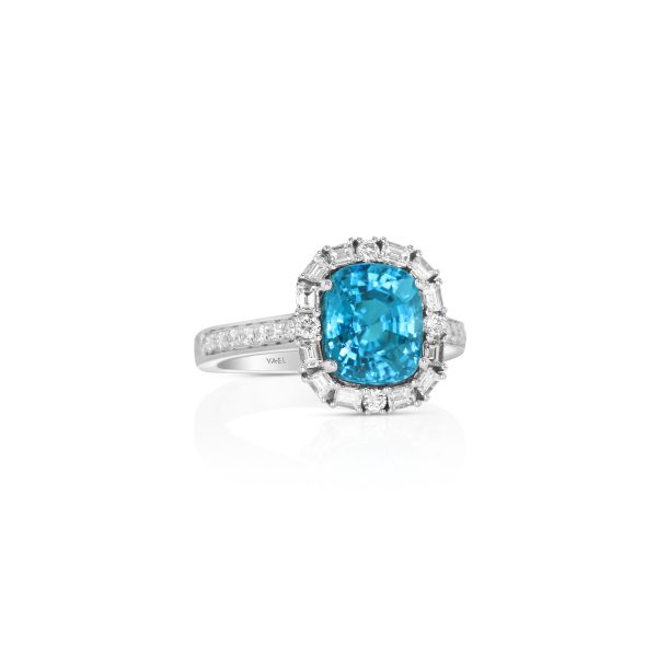 Cushion Blue Zircon & Diamond Ring - Image 2